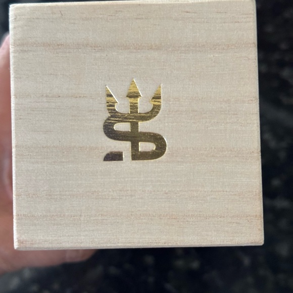 Sonia G. By Tesshyu: The Voyage Set of 3 brushes purchased from Beautylish - Picture 10 of 12